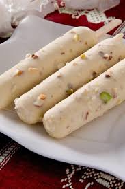 Creamy Pistachio Pops Recipe So Yummy Made With Sweetened Condensed Milk Mmmm Kulfi Recipe Food Recipes
