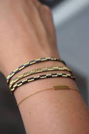 Top 100 Perle Blogs Et Sites Web Pour Les Amateurs De Bijoux En Perles Orgu Bileklik Modelleri Boncuklu Bileklikler Boncuk Suslu Takilar