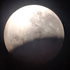 Année grand cru, 2019 comptera en tout sur terre cinq éclipses : L Eclipse De Lune Du 16 Juillet A Juvisy Societe Astronomique De France