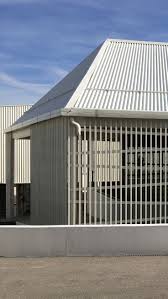 Walmdach Wellblech Regenrinne Traufe Wellblech Walmdach Traufe