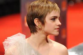 But when it comes time to grow your hair back out? 17 Things Everyone Growing Out A Pixie Cut Should Know