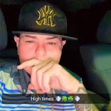 ATAQUE DE ABEJAS DEJA SIN VID@A A PERSONA EN LA CIUDAD DE ROMA Un tr@gico  incidente ocurrió la tarde de este lunes 21 de Abril en la intersección de  Robert Lee Ave