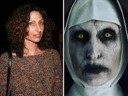 Valak merupakan biarawati yang menyeramkan dan jahat yang selalu ingin merebut nyawa manusia. Beda Banget Ini Wajah Asli Pemeran Hantu Valak Hingga The Ring