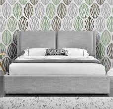 lit coffre tissu gris clair kelia 160x200 cm lestendances fr lit coffre idees de lit tete de lit gris clair