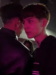 Photos by Alberto Esteban (@estebanwoo) · October 9, 2025