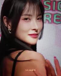 Gyuri Kara Star Golden Bell