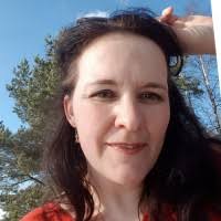 100+ perfiles de «Silván»