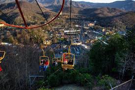 Explore our listings for hotels and restaurants. Gatlinburg Ski Lift Family Fun And A Great View Smoky Mountains Family Fun Smoky Mountains Great Smoky Mountains Mountain Travel