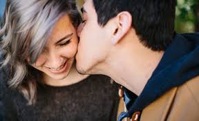 Kata mutiara bijak semenit jatuh cinta. 17 Gaya Ciuman Dan Maknanya Mana Yang Kamu Suka