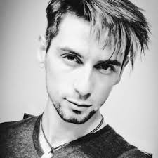 Marcio Correa (@MyMarcio)