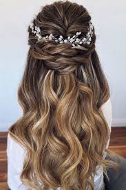We love a bride who embraces her natural hair texture on the big day, whether you've got waves, coils, or something in between. Essential Guide To Wedding Hairstyles For Long Hair Wedding Forward