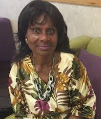 Catherine Ketter's Instagram, Twitter & Facebook