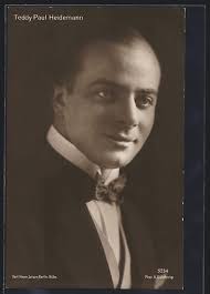 Ansichtskarte Schauspieler Teddy Paul Heidemann lächelnd im Anzug mit  Fliege: Manuskript&nbsp;/&nbsp;Papierantiquität