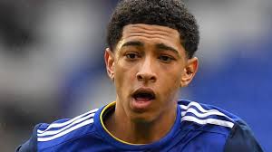 Jude victor william bellingham (born 29 june 2003) is an english professional footballer who plays as a midfielder for bundesliga club borussia dortmund and the england national team. 2021 Jude Bellingham Borussia Dortmund Verpflichtet Mittelfeldspieler Aus Birmingham City Gettotext Com