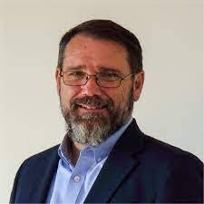 Dustin Simons's Instagram, Twitter & Facebook