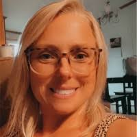 Mandy Harter's Instagram, Twitter & Facebook