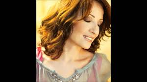 «άρχισε να μιλάει, γιατί είχε συνειδητοποιήσει ότι γνωρίζαμε τα. Biografia Glykeria Tralala Gr