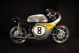 1959 Honda Rc142 125cc 2 Cylinder Road Racer Classic Motorcycles Motos Caferacerpasion Com Racing Bikes Honda Classic Motorcycles