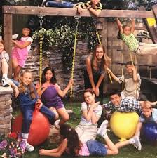 Click to share on twitter (opens in new window) click to share on facebook (opens in new window) Selena Gomez Fan Acc On Twitter Selena Gomez And Demi Lovato On Barney Friends Show Selenagomez Y Ddlovato En El Show De Barney Y Sus Amigos