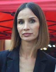 Tym razem podzieliła się inną, kontrowersyjną opinią, uderzając w jedną z najbardziej wpływowych polek. Violetta Kolakowska Wikipedia Wolna Encyklopedia