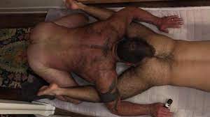 Hairy Muscle Daddy - video 2 - ThisVid.com