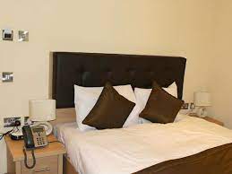 We will accept most payment methods without a problem and can also offer you the option of booking by phone with one of our staff who will be happy to help you. Shoreditch Inn London Book On Travelstay Com