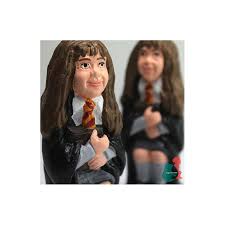 She first appears in harry potter and the philosopher's stone, as a new student on her way to hogwarts. Caganer Hermione Harry Potter