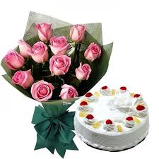Illustrious Love Combo Vanilla Pineapple Cakes With 12 Pink Roses Bunch Bouquet Bouquet Delivery Flower Bouquet Delivery Flower Delivery