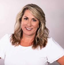 Cristin Rogers's Instagram, Twitter & Facebook