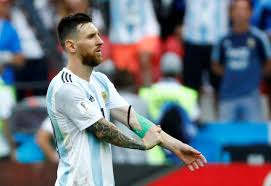 منتخب الأرجنتين لكرة القدم هو ممثل الأرجنتين الرسمي في رياضة كرة القدم.تأسس الاتحاد الأرجنتيني لكرة القدم في العام 1893، وانضم إلى الفيفا في العام 1912. Ù„ÙŠÙˆÙ†ÙŠÙ„ Ù…ÙŠØ³ÙŠ Ù„Ù† ÙŠØ±ØªØ¯ÙŠ Ù‚Ù…ÙŠØµ Ù…Ù†ØªØ®Ø¨ Ø§Ù„Ø£Ø±Ø¬Ù†ØªÙŠÙ† Ù‚Ø±ÙŠØ¨Ø§ Ø£Ø³Ø·ÙˆØ±Ø© Ø¨Ø±Ø´Ù„ÙˆÙ†Ø© ÙŠØ±ÙŠØ¯ Ø§Ù„Ù…Ø²ÙŠØ¯ Ù…Ù† Ø§Ù„ÙˆÙ‚Øª
