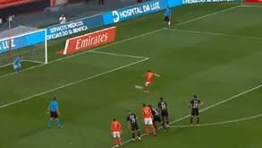 Golos Estreia De Darwin E Homenagem A Dito O Resumo Do Benfica Rennes Videos Jornal Record