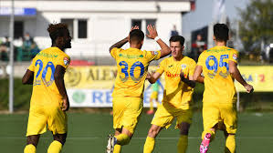 Mioveni sports club), commonly known as cs mioveni, or simply as mioveni. Video Petrolul Csm Slatina 1 1 Lupii Fac Un Nou Pas Gresit Pe Teren Propriu