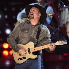 Garth Brooks Sets Autzen Stadium Record For Sold Out Eugene