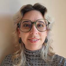 Proper order to read the Shatter Me series?