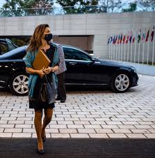 Milyen érdekes, hogy éppen george orwell születésének 118. Kepmutatassal Vadolta A Magyar Miniszter Az Eu T Fuhu