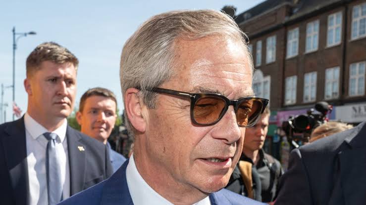 Nigel Farage confronted over Southport attack comments on visit to the town  - The Mirror