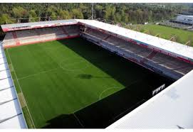 Seuran fanit päättivätkin kunnostaa areenan, jotta nousu onnistuisi. 1 Fc Union Berlin Stadion An Der Alten Forsterei Transfermarkt