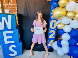 It's been a phenomenal week of negotiations, kids' swim team, 2nd grade  ceremony and my amazing daughter graduating 5th grade… time for some  @partyatthepoint and the @themidnightcityband 💙