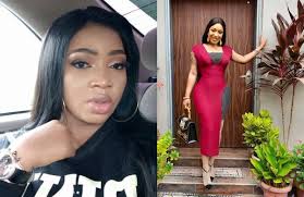 Also, in the 19 seconds video, tontoh dikeh was seen beating olakunle churchill while the latter tries to defend himself. Keep Crying While I Enjoy Your Ex Husband S Money Blessing Osom Slams Ex Friend Tonto Dikeh Naijaloaded