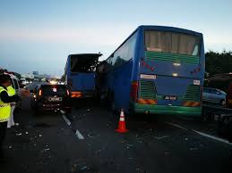 Anim ezati rizki #999 tonton episod penuh di. 8 Pekerja Maut 2 Bas Kilang Bertembung Dekat Tol Juru Carigold Forum