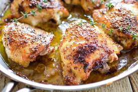 Poulet A La Biere Et La Moutarde Un Delicieux Plat De Poulet Pour Votre Plat De Dejeuner Facile A R Poulet A La Biere Poulet En Cocotte Recette Cuisse Poulet