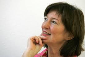 Was macht eigentlich die Leiterin der Abteilung Kulturelles?