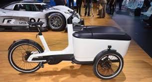 Vw Cargo E Bike Punches Above Its Weight With 463 Pound Payload Carscoops Bike Bike Riding Benefits Ebike