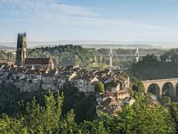 Fribourg Switzerland 5 Stunning Medieval Towns In The Alps Matador Network Grand Tour Tour De Suisse Ville Medievale