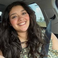 Jessica Mireles's Instagram, Twitter & Facebook