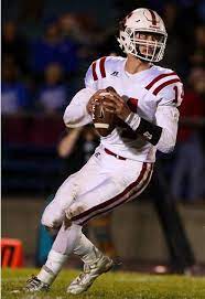 For Sandpoint It All Comes Down To Weeks 8 9 In The Three Team 4a Iel Read The Bulldogs Preview Here Football Helmets High School Sports Football