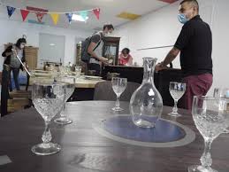 Est une recyclerie basée à montignac qui consiste à gérer un centre de collecte, de valorisation, de vente et de sensibilisation à l'environnement. Bethune La Ressourcerie Ouvre Enfin Boutique Dans Le Quartier De La Gare