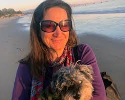 Jennifer Bessinger's Instagram, Twitter & Facebook