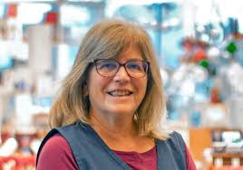 Stamford Health Volunteer Spotlight: Deborah Spears