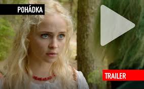 Sara sandeva jako mladá čarodějka. Troskovo Zaklete Pirko Ma Prvni Ukazku Trailer Totalfilm Cz